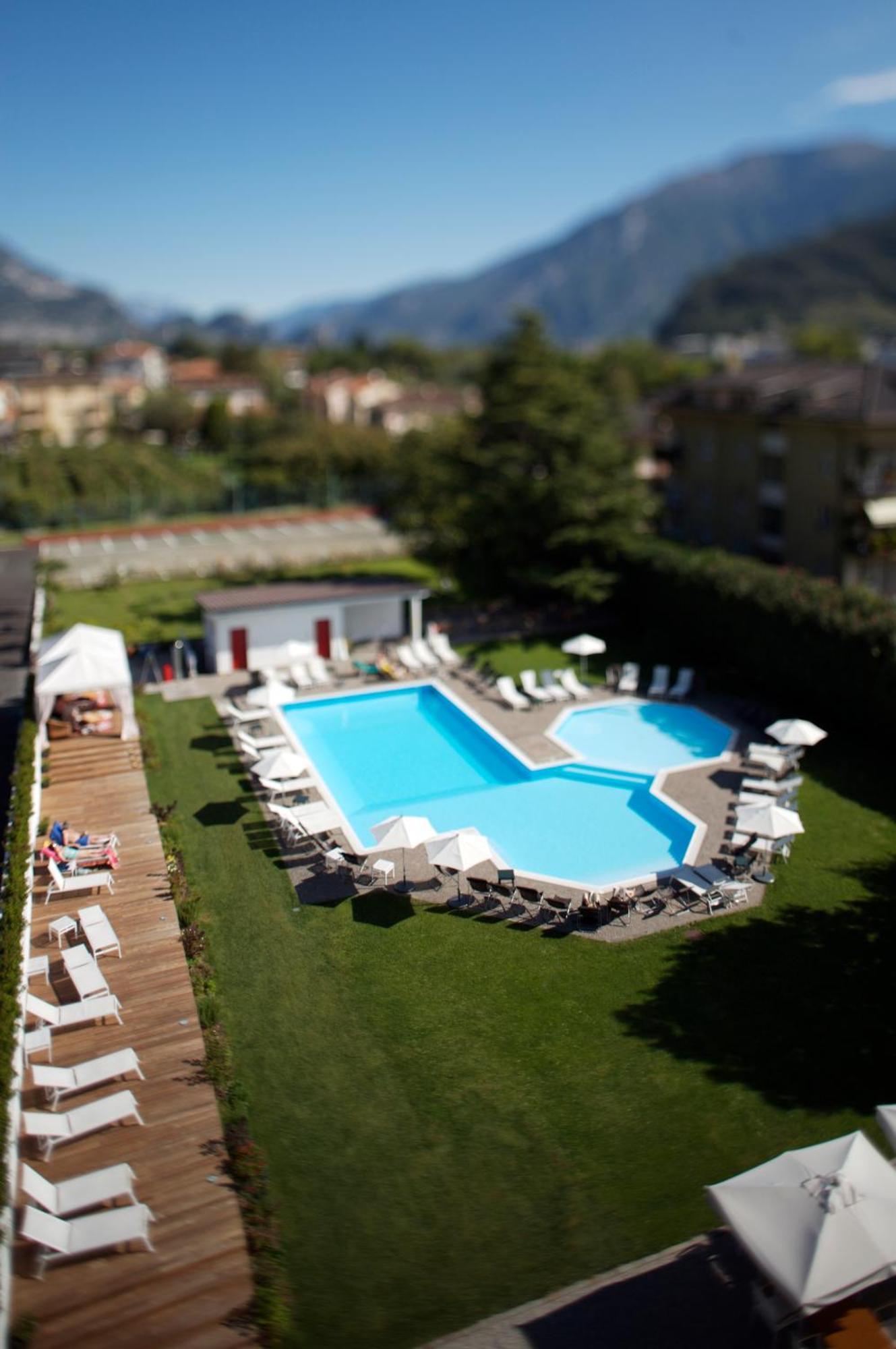 Hotel Luise Riva del Garda Extérieur photo